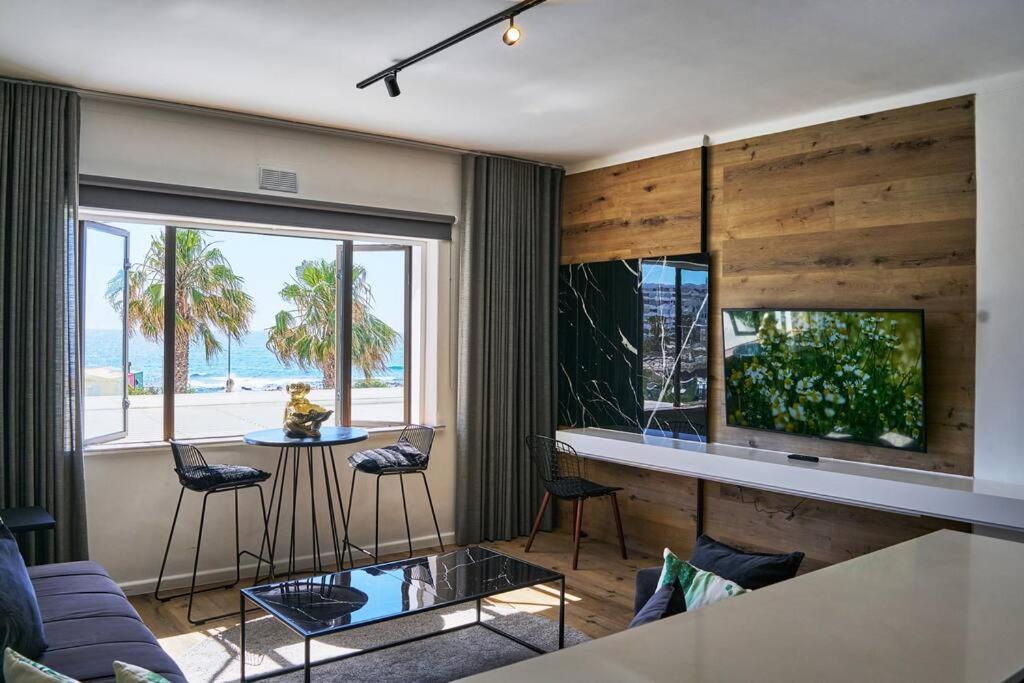 Beachfront In Sea Point With Amazing Views Apartment Cape Town